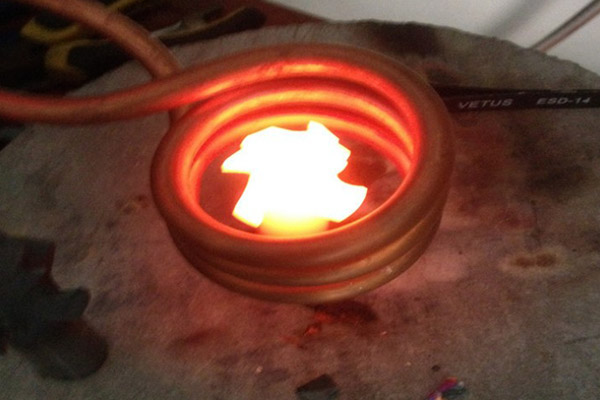 數(shù)控淬火機(jī)床-生產(chǎn)效率高，質(zhì)量好