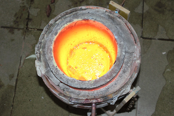中頻加熱機(jī)有哪些優(yōu)點應(yīng)用中頻加熱機(jī)有什么常見問題