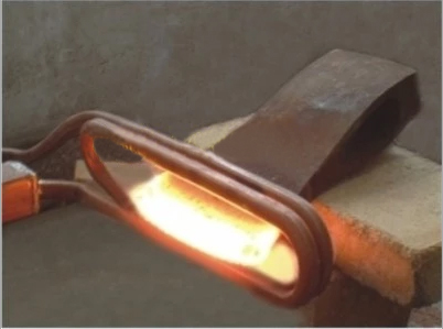 1654160136420780.jpg 045--斧頭淬火.jpg